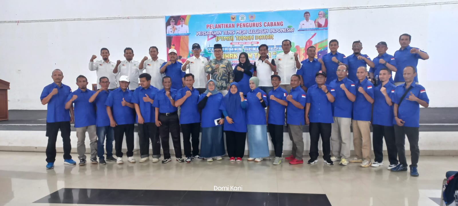 Pengurus PTMSI yang baru dibawah komando Mulyani, foto bersama
